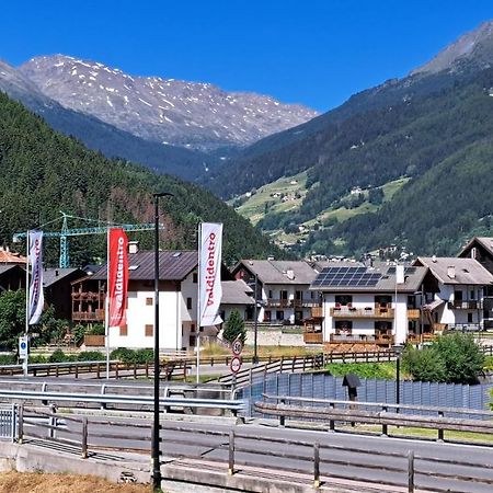 Residence Raethia Tra Bormio E Livigno Pradelle Kültér fotó
