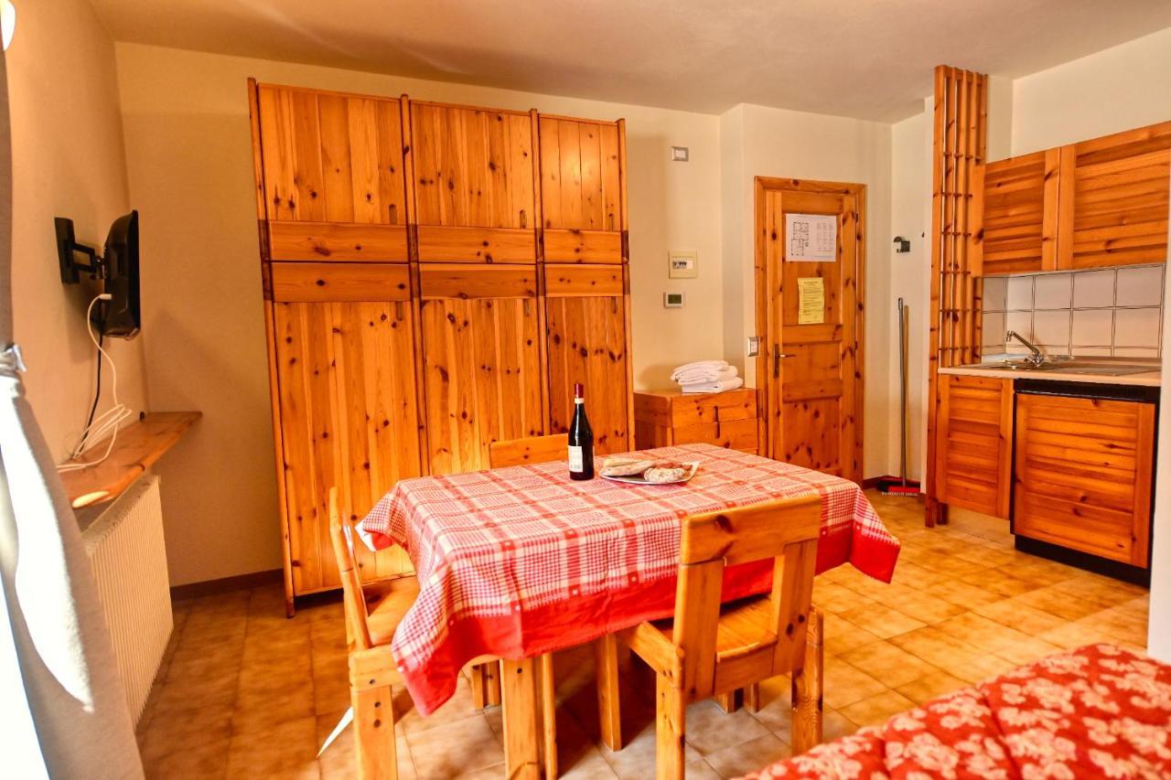 Residence Raethia Tra Bormio E Livigno Pradelle Kültér fotó