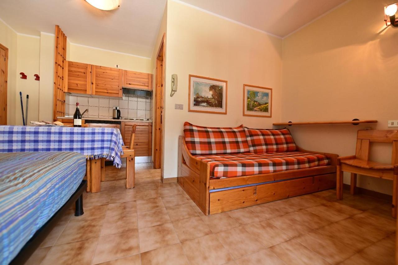 Residence Raethia Tra Bormio E Livigno Pradelle Kültér fotó