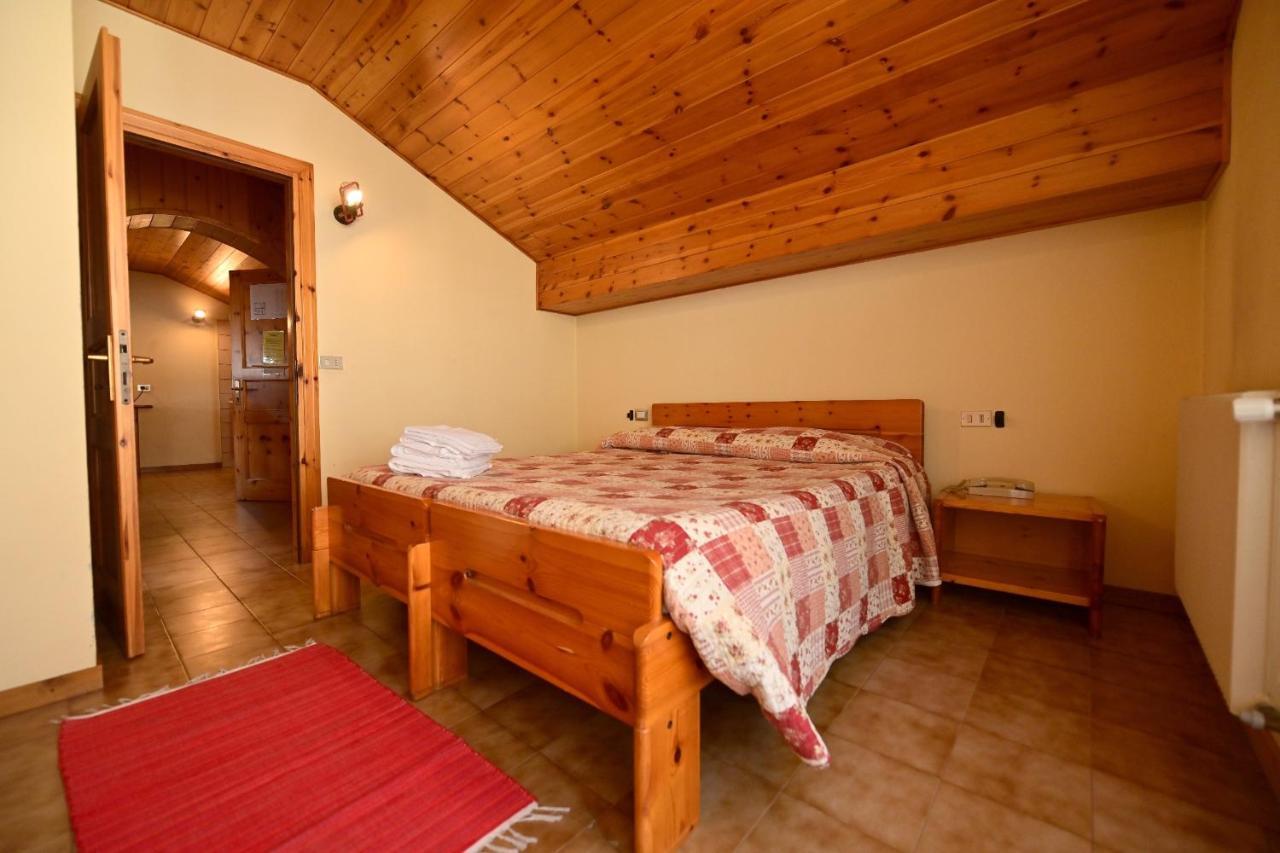 Residence Raethia Tra Bormio E Livigno Pradelle Kültér fotó