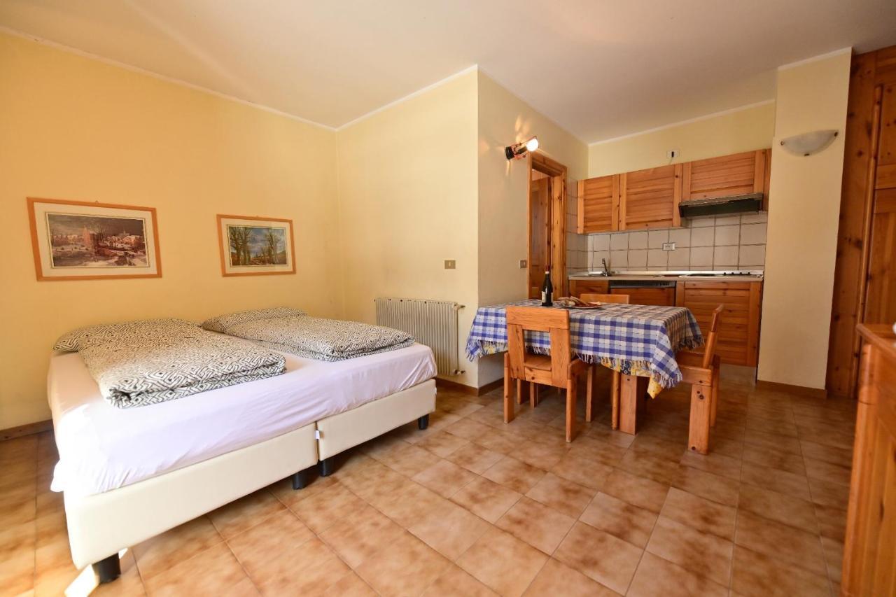 Residence Raethia Tra Bormio E Livigno Pradelle Kültér fotó