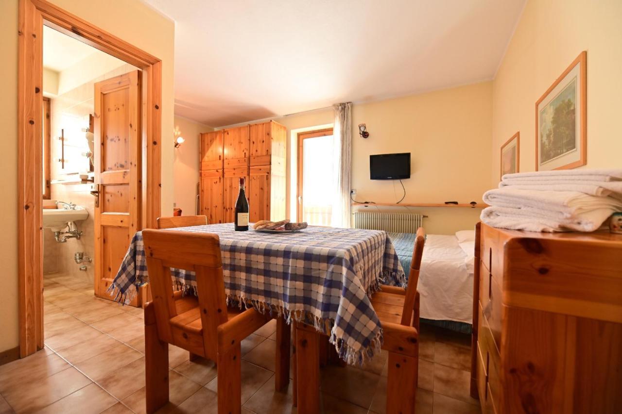 Residence Raethia Tra Bormio E Livigno Pradelle Kültér fotó