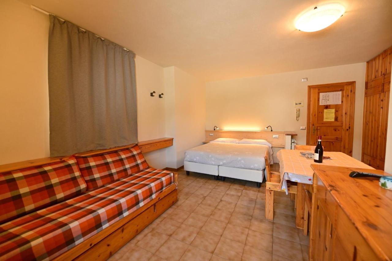 Residence Raethia Tra Bormio E Livigno Pradelle Kültér fotó