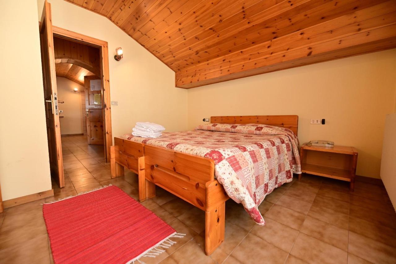 Residence Raethia Tra Bormio E Livigno Pradelle Kültér fotó