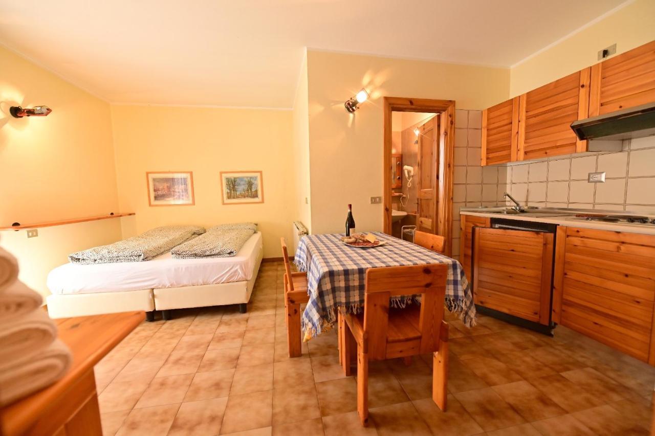 Residence Raethia Tra Bormio E Livigno Pradelle Kültér fotó