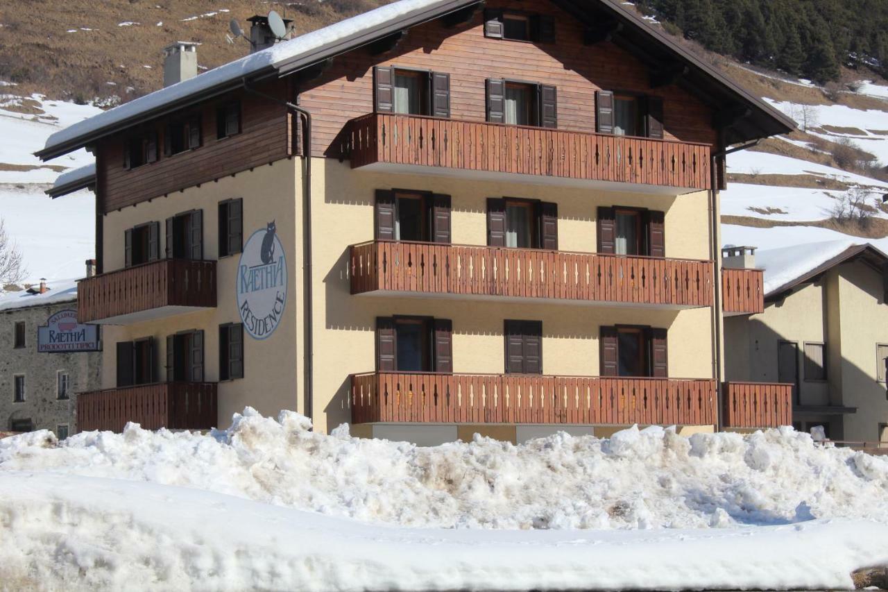 Residence Raethia Tra Bormio E Livigno Pradelle Kültér fotó