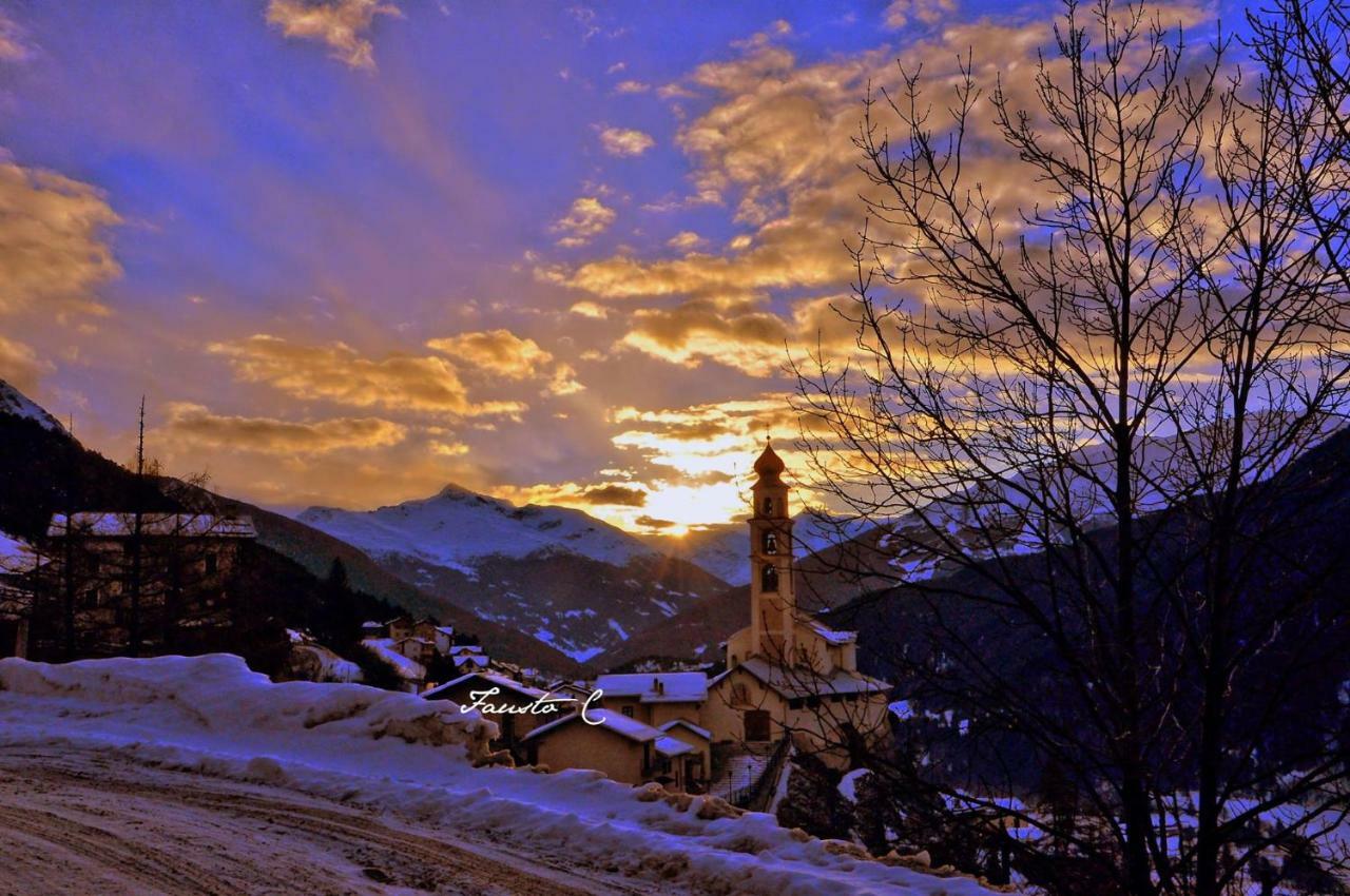 Residence Raethia Tra Bormio E Livigno Pradelle Kültér fotó