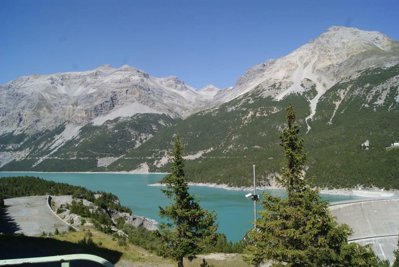 Residence Raethia Tra Bormio E Livigno Pradelle Kültér fotó