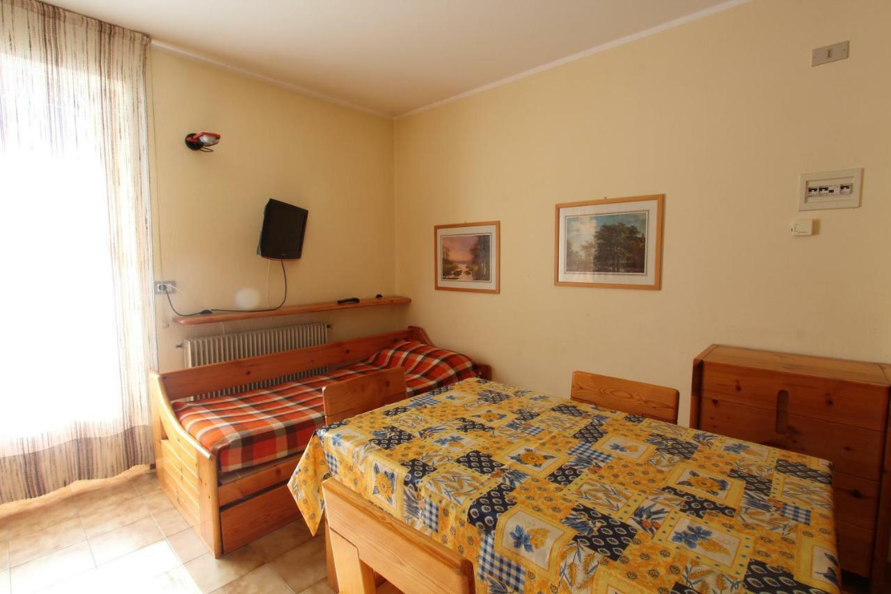 Residence Raethia Tra Bormio E Livigno Pradelle Kültér fotó