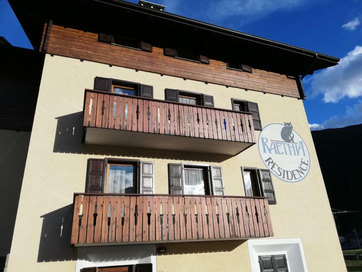 Residence Raethia Tra Bormio E Livigno Pradelle Kültér fotó