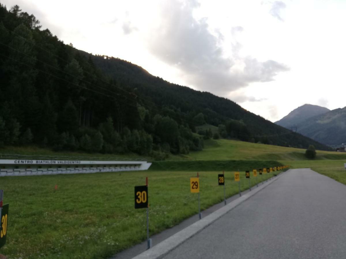 Residence Raethia Tra Bormio E Livigno Pradelle Kültér fotó