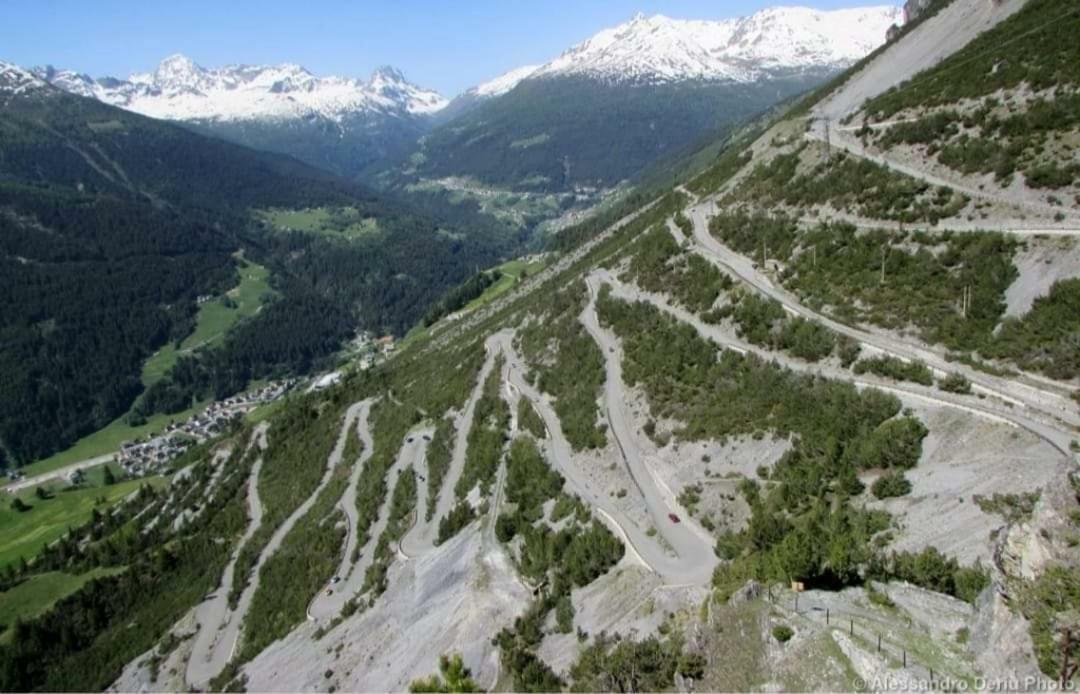 Residence Raethia Tra Bormio E Livigno Pradelle Kültér fotó